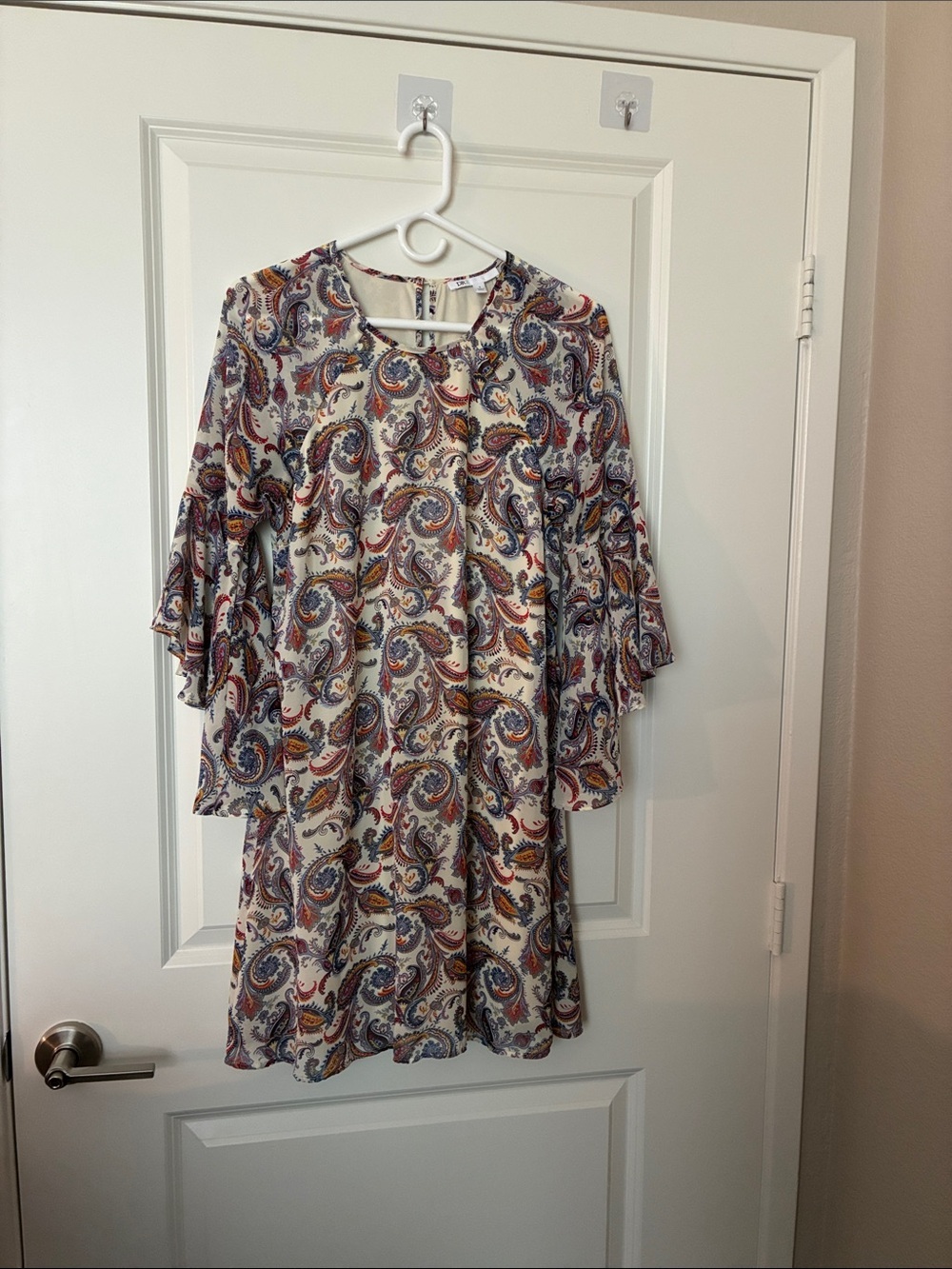 DR2 Cream Paisley Shift Dress with Ruffled Bell Sleeves